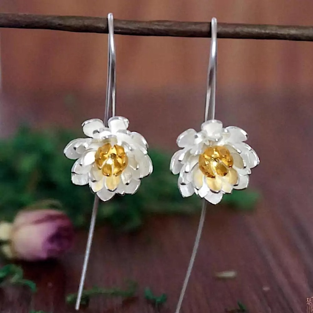 Japanese Lotus Oriental Silver/Gold Floral Earring - Picture 5 of 7